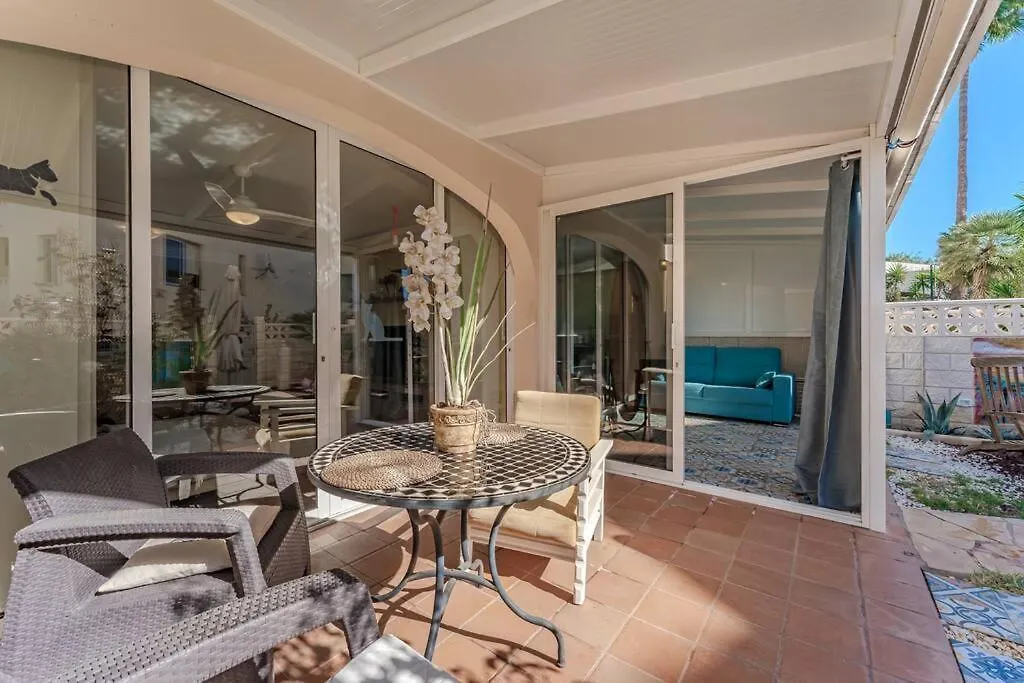 Apartment Ferienwohnung Sea Breeze And Rustic Terrace Charm Callao Salvaje